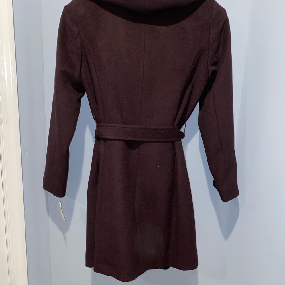 Cole Haan NWTO Wool blend Eggplant coat with Oversized hood & elegant belt. - Picture 10 of 16